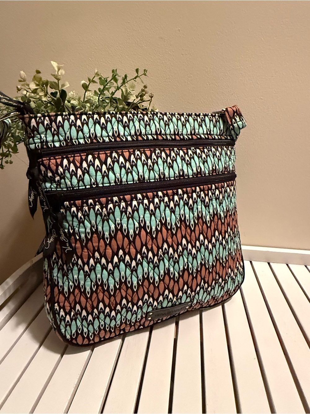 Vera Bradley Retired Sierra Stream Crossbody Handbag EUC
